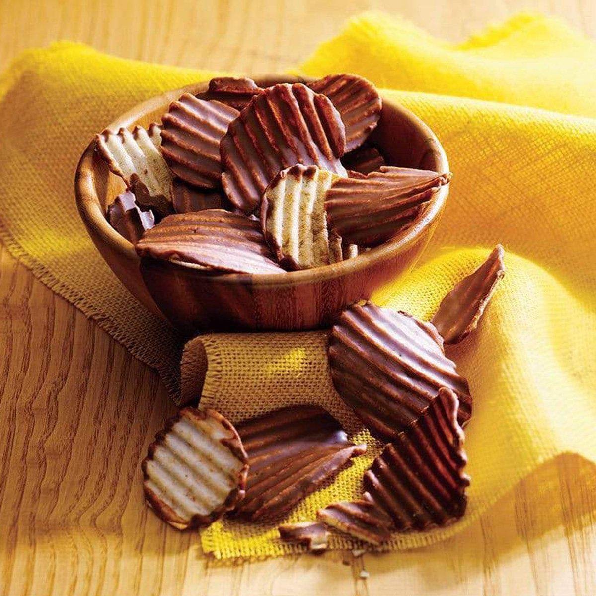 Royce Potato Chip Chocolate Original 190g Royce Potato Chip Chocolate Original 190g