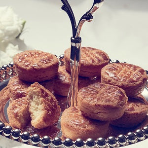 Butter Butler Tokyo gift sweets galette box of 9 – elegant Japanese confectionery souvenir Butter Butler Tokyo gift sweets galette box of 9 – elegant Japanese confectionery souvenir