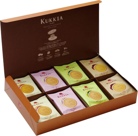 Akai Boushi Cucchia assorted cookies beautifully packaged in red hat box