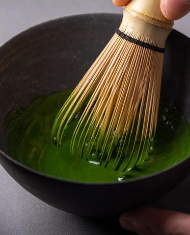 Ippodo Kuon ceremonial matcha traditionally prepared in a Japanese tea bowl
