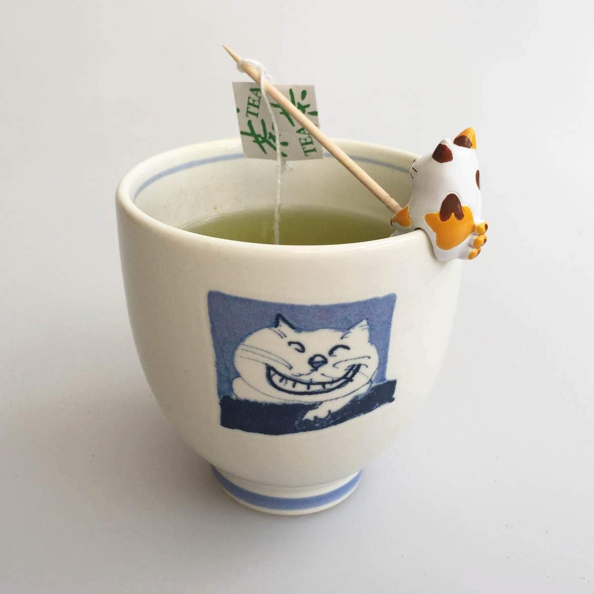 Premium Japanese Neko Tea gift box with cat figure and tea bags