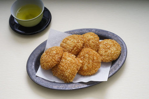 Close-up of Kabuki-Age fried rice crackers showing texture