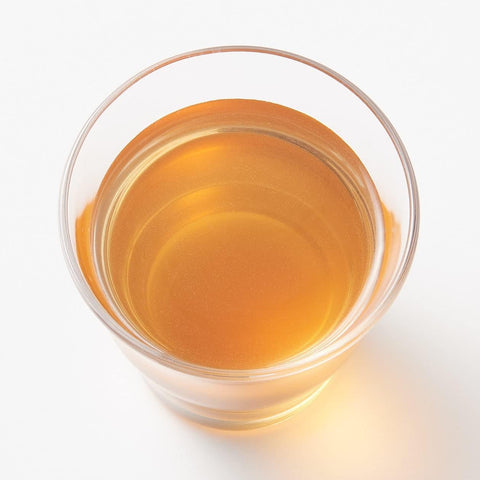 Preparing MUJI cold brew tea with tea bag in 1 liter water pitcher