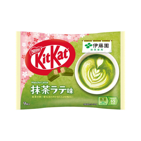 A 9-piece bag of Nestlé Japan KitKat x ITOEN Matcha Latte flavor featuring green and white packaging with tea leaf illustrations.