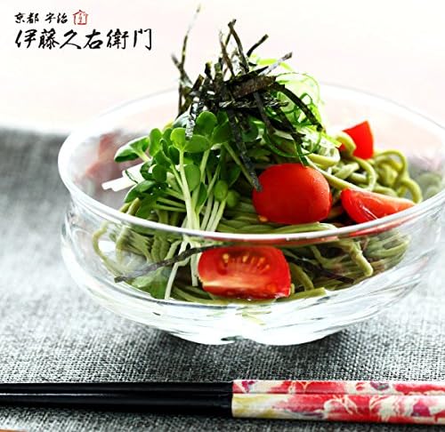 Close-up texture of Uji matcha soba noodles showing vibrant green color